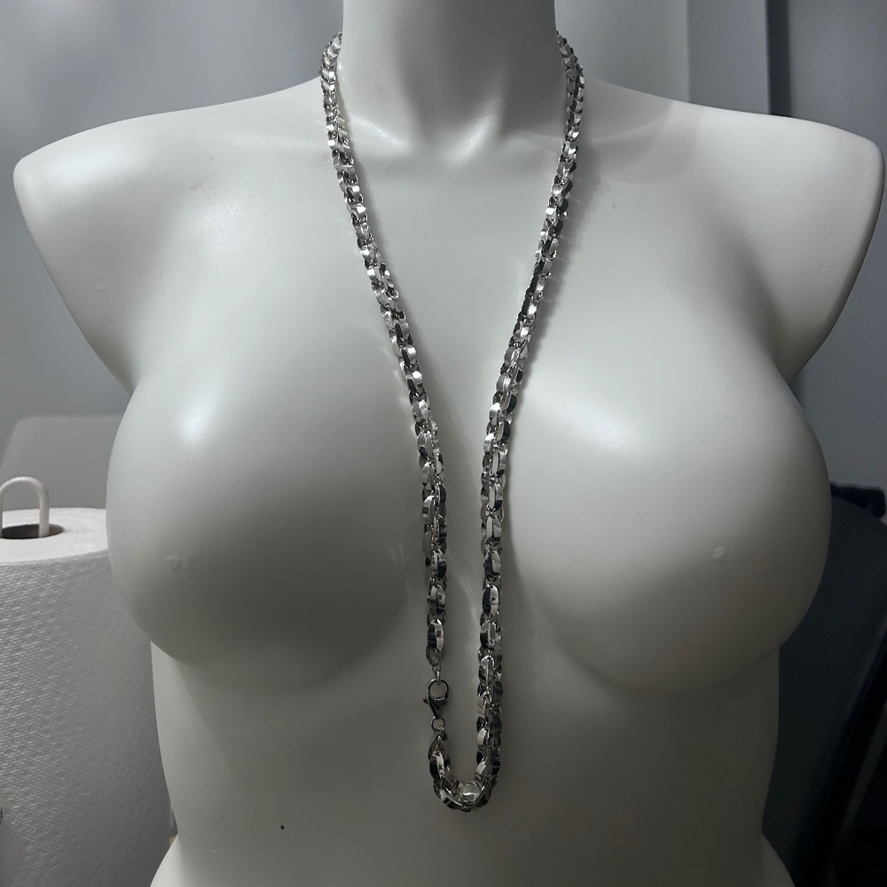 AEO American Eagle Outfitters Silver Tone Disc Beaded Necklace #G57